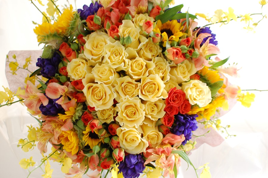 金婚式花ギフト ５０年目の結婚記念日の花束 ラグジュアリーフラワー 花ギフト