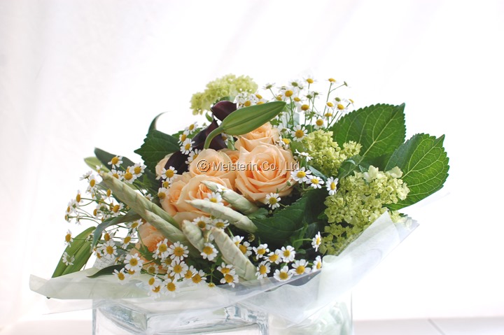 50回目の結婚記念日に贈る花束
