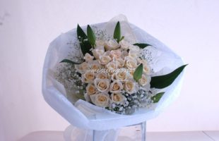 真珠婚式花束